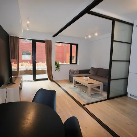 Polar Harbor דירה